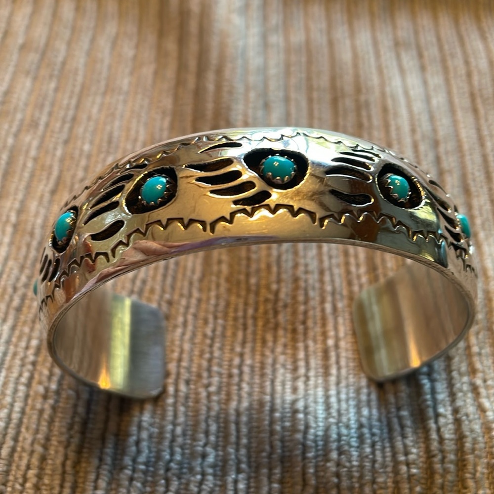 Vintage SS/turquoise Native American paw Cuff